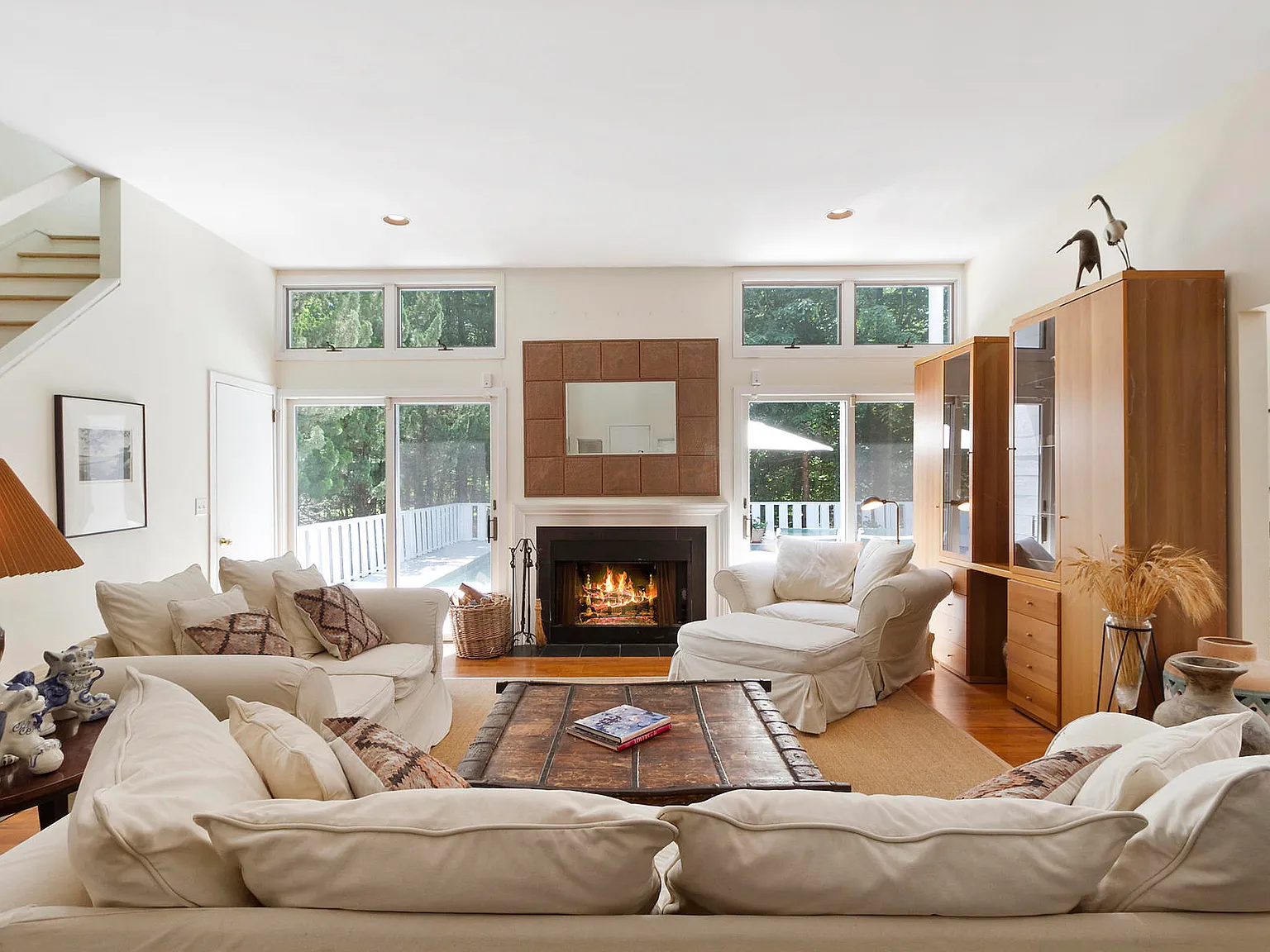 Exceptional Living Space - Great Value Summer Rental — Photo 2