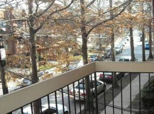 71-30 162nd St APT 2, Fresh Meadows, NY 11365