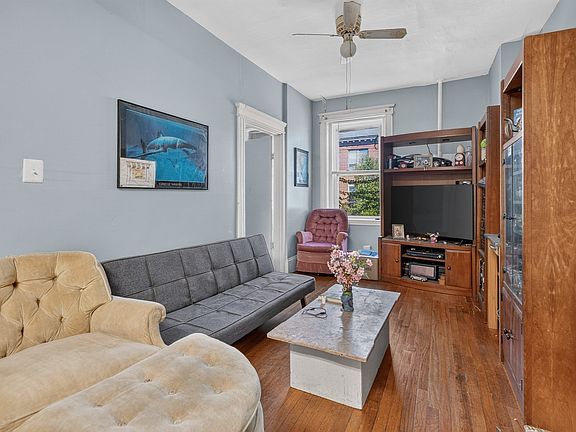 2nd image of 26 Park Vale Ave APT 5