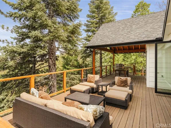 26910 Everest Rd, Lake Arrowhead, CA 92352