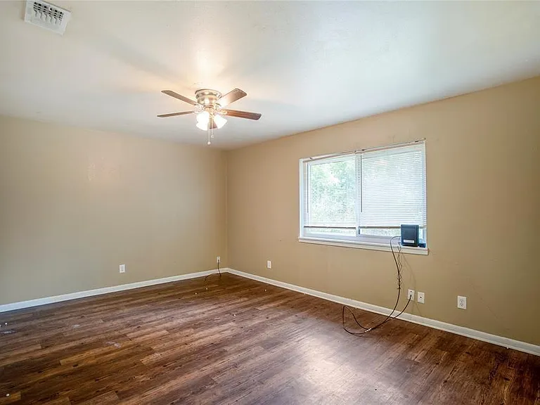 3534 Midwest Dr #B — Photo 15