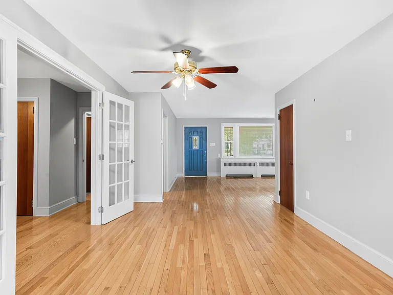 421 Lafayette St — Photo 21