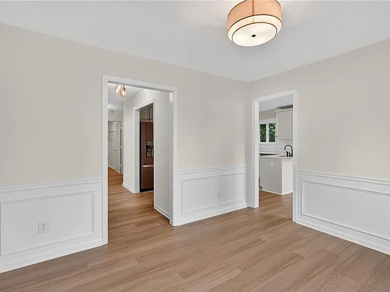 2845 Factor Walk Blvd — Photo 11