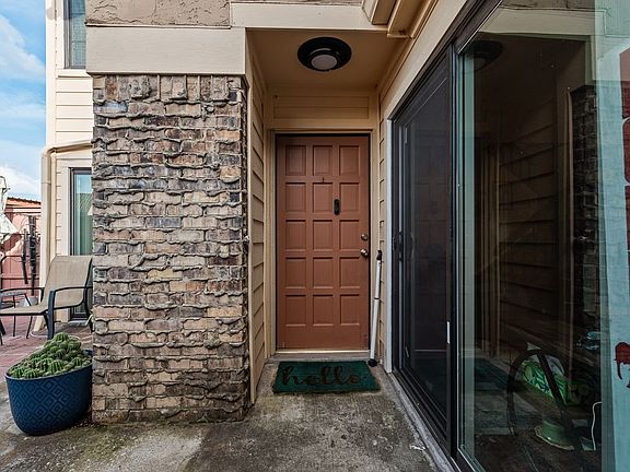 4th image of 4273 Madera Rd #4