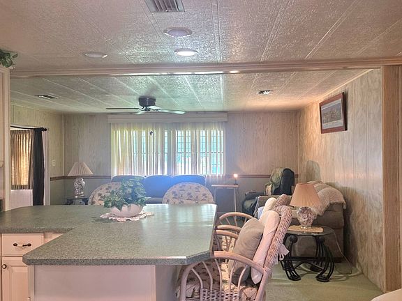 2nd image of 7807 Buena Vista Dr N