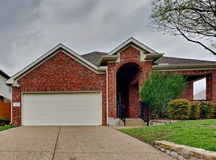 813 Dogwood Dr, Garland, TX 75040