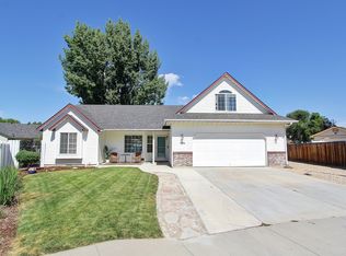 326 7th St, Middleton, ID 83644