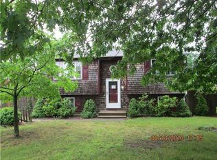 1061 Cedar Swamp Rd, Warwick, RI 02889