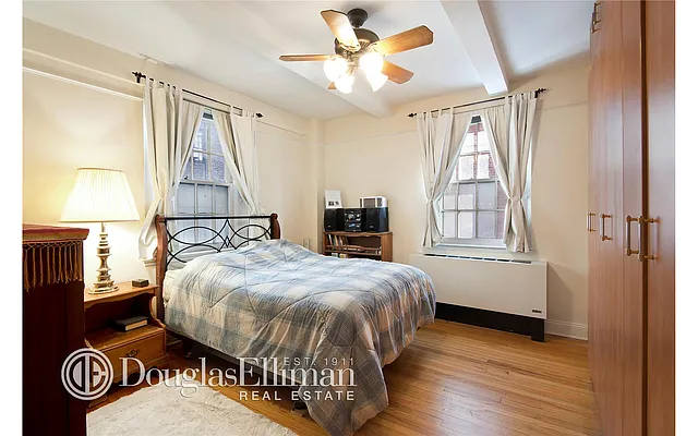 Sold by Douglas Elliman | media 17