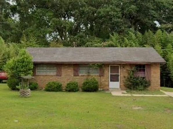 112 Dale Dr, Troy, AL 36079