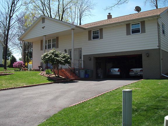2nd image of 137 Carol Dr #L-17