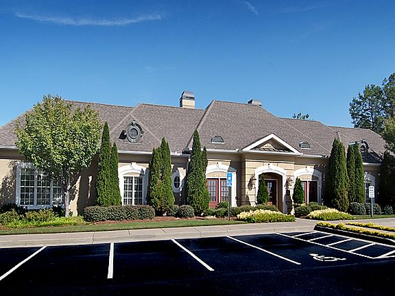 Leasing Office