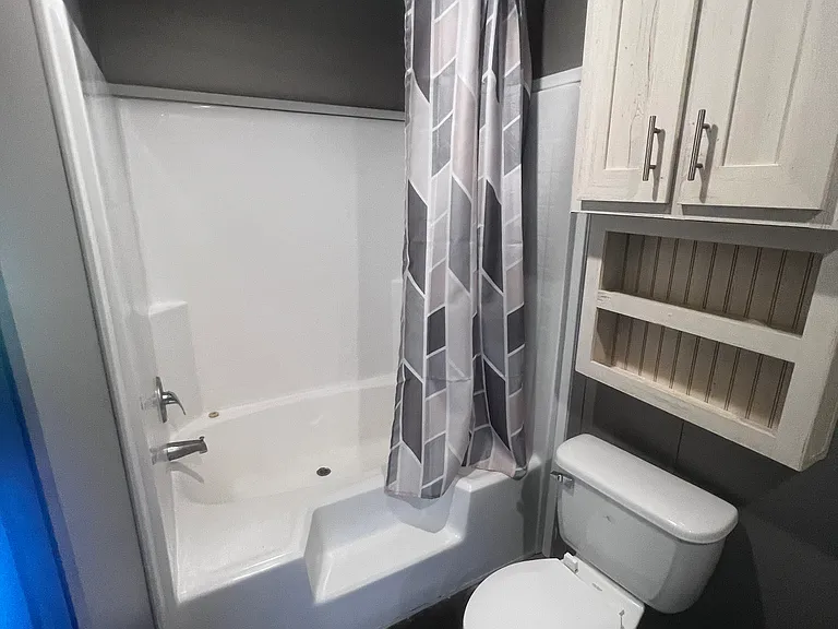 13961 Hartman Ln — Photo 26