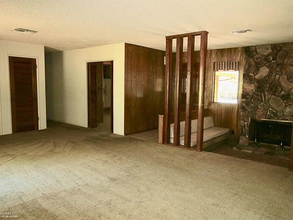 3rd image of 18520 Wildflower Dr