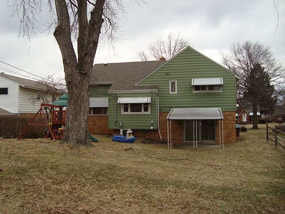 3rd image of 6507 Hollywood Dr