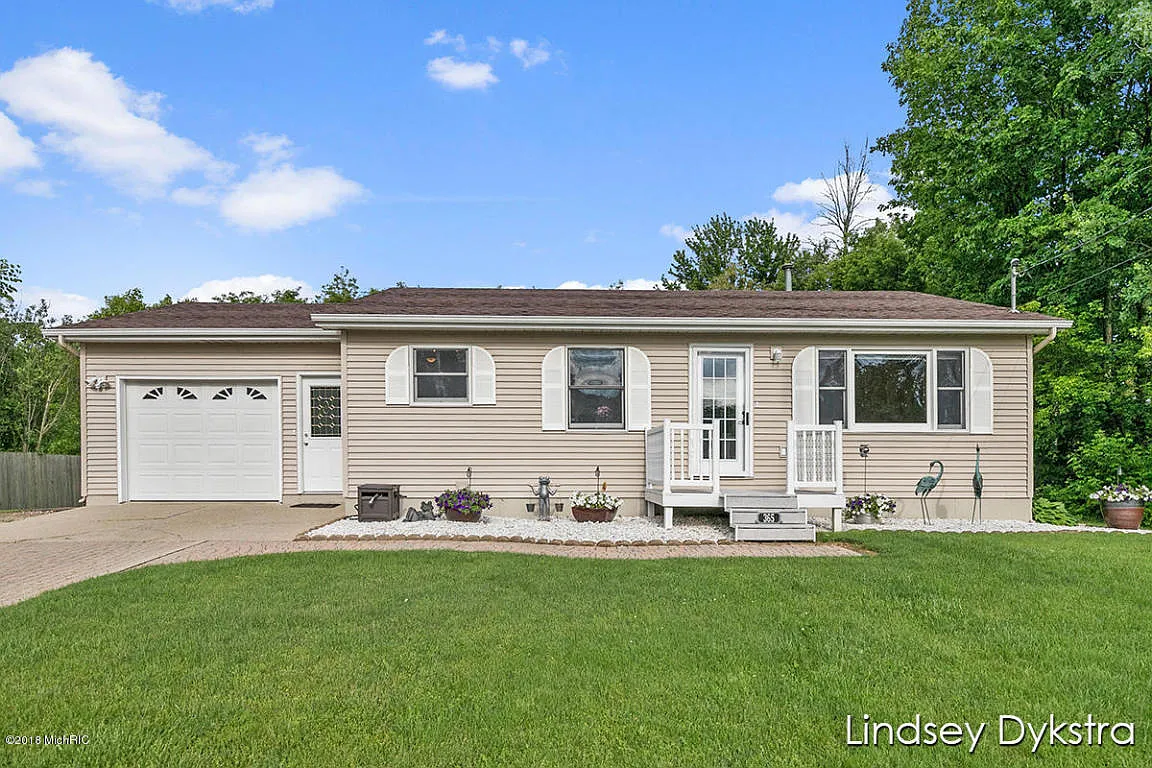 365 River Rd NW photo 1