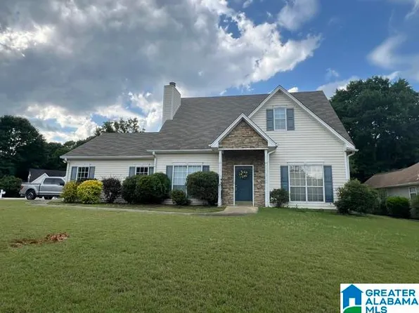 108 Greenwood Ln, Alabaster, AL 35007