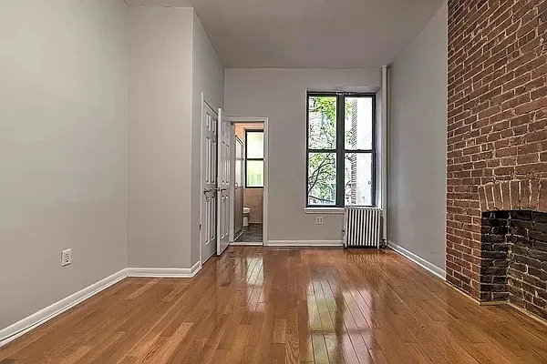 Rented by REAL New York | media 16