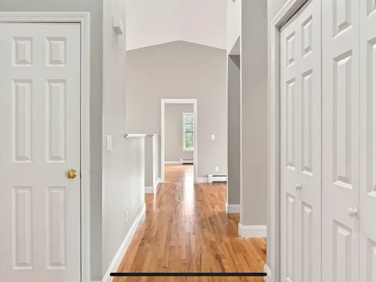 34 Maurice Way — Photo 13