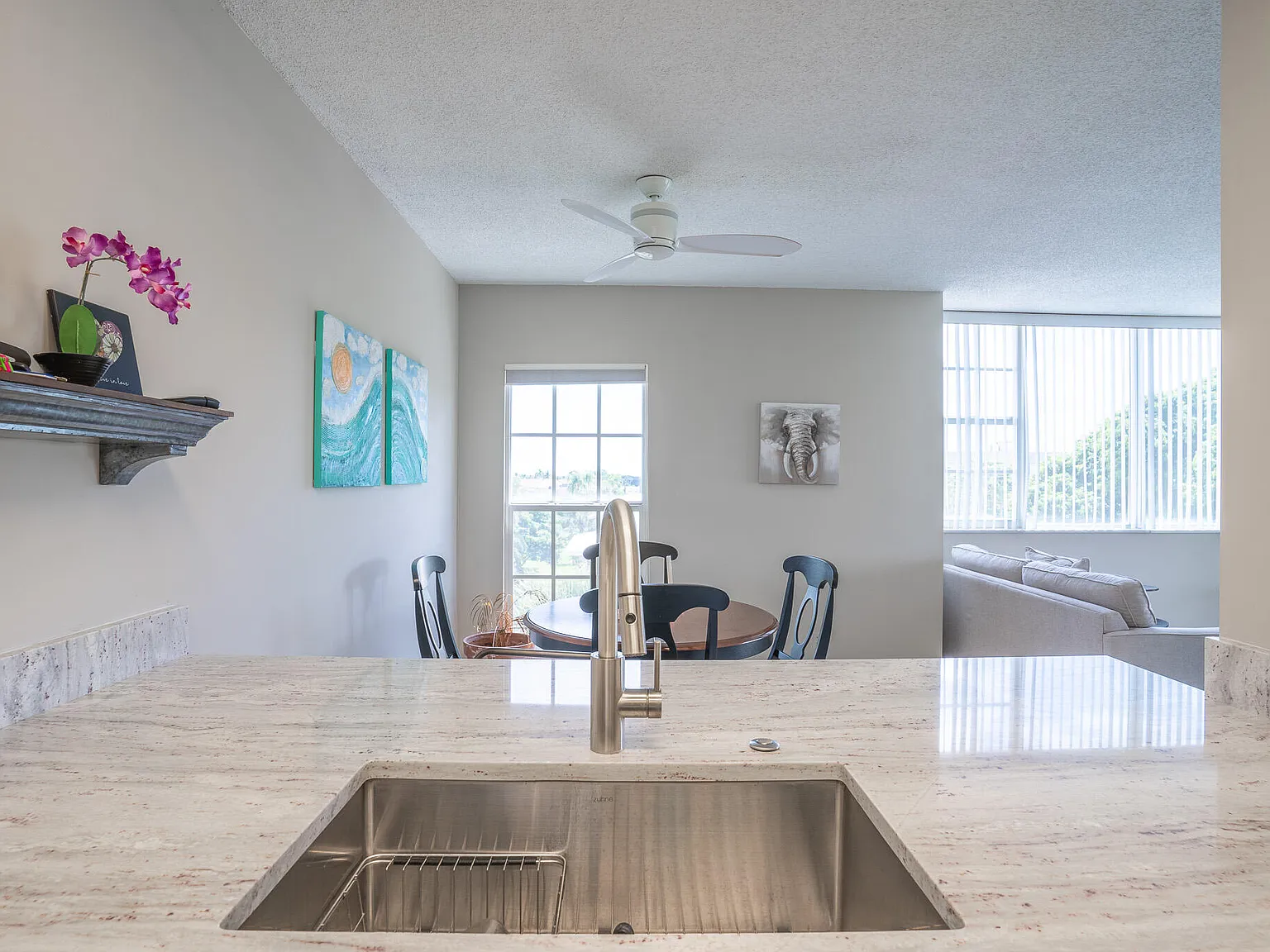 2 bed, 2.0 bath, 1080 sqft, $2,000 — Photo 3