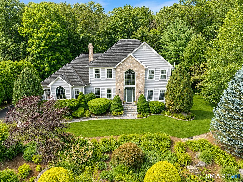 1st image of 11 Balsam Circle