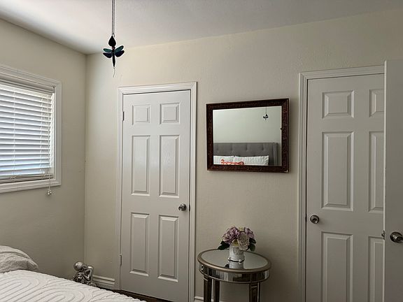 4th image of 4755 Genevieve St #2