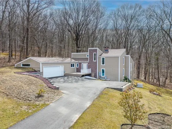 110 Hog Hill Road, East Hampton, CT 06424