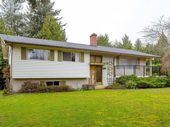 4108 Torquay Dr, Saanich, BC V8N 3K9