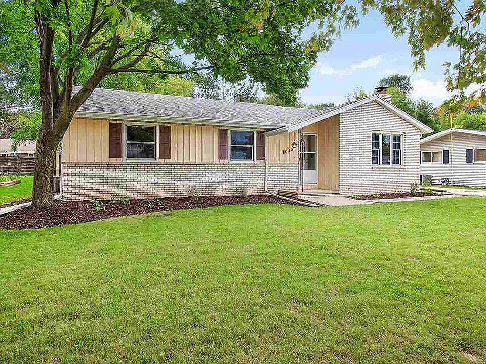 1033 Melissa Street MENASHA