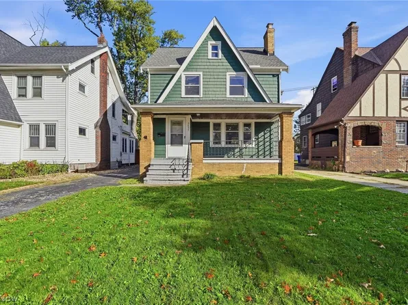 3657 Silsby Rd, University Heights, OH 44118