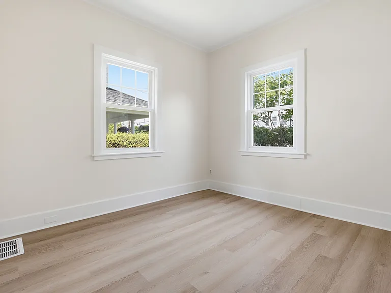 84 Sherwood Pl #1 — Photo 16