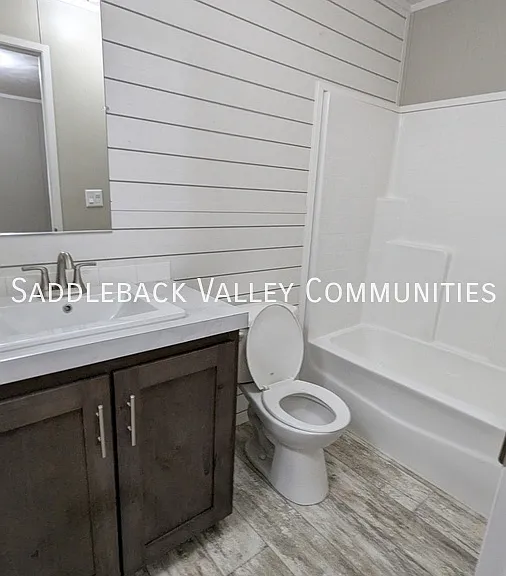 2221 S Prairie Ave #35 — Photo 6