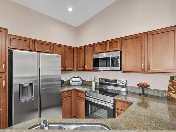 3rd image of 1825 Sonrisa Street #1825