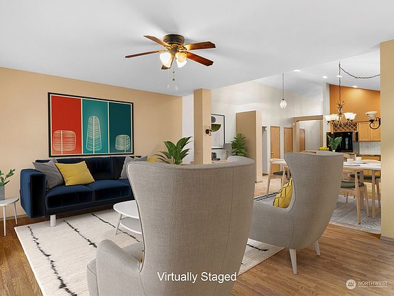 5th image of 1115 Georgetowne Drive NE