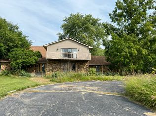 6280 Lute Rd, Portage, IN 46368