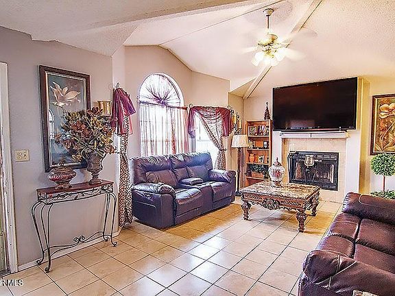 2nd image of 12036 Valley Quail Dr
