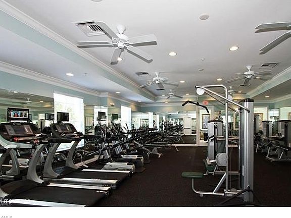 4th image of 15024 Sea Crest Blvd