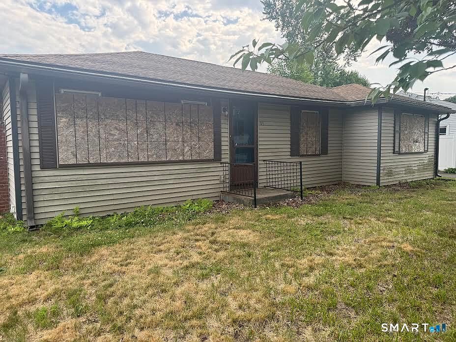 1st image of 89 Robin Hill Road