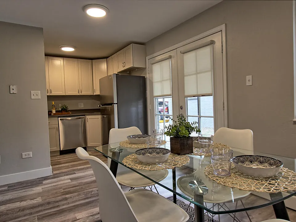 Oak North Apartments