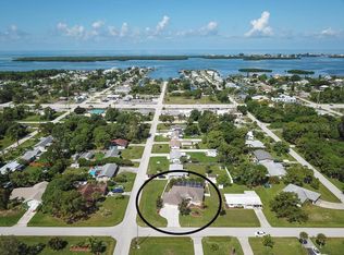 2640 10th St, Englewood, FL 34224