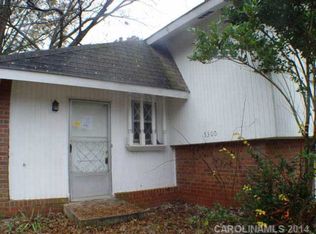 5300 Southampton Rd, Charlotte, NC 28217
