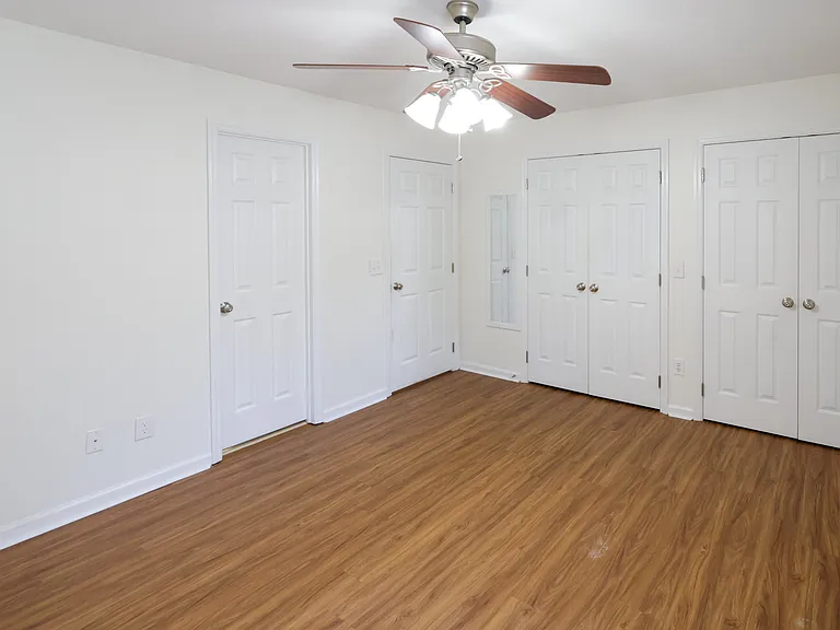 111 S Ross St #7 — Photo 9
