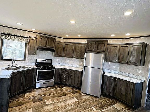 5th image of 1687 Meadow Ln #31