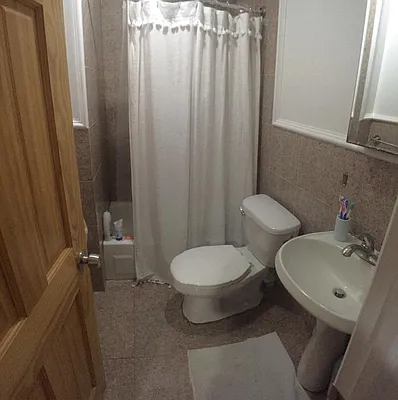 Rented by Denise Rosenblum, LREB | media 9