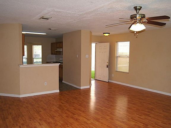 4th image of 5023 Drew Forest Ln