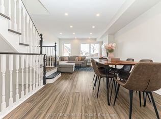 1751 Lampman Ave #33, Burlington, ON L7L 6W2