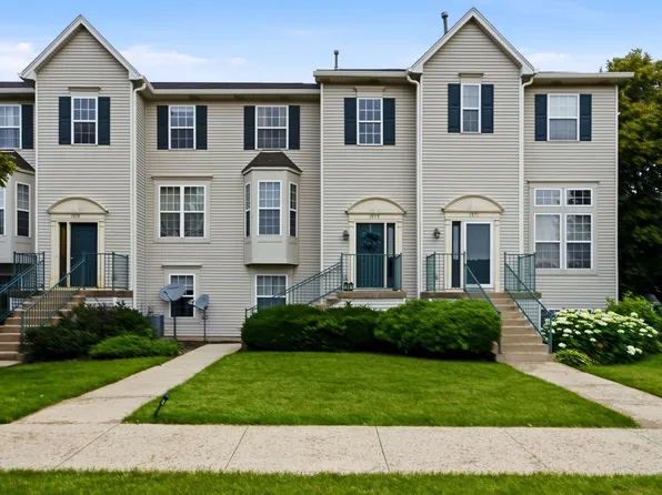 1975 Grandview Pl, Montgomery, IL 60538