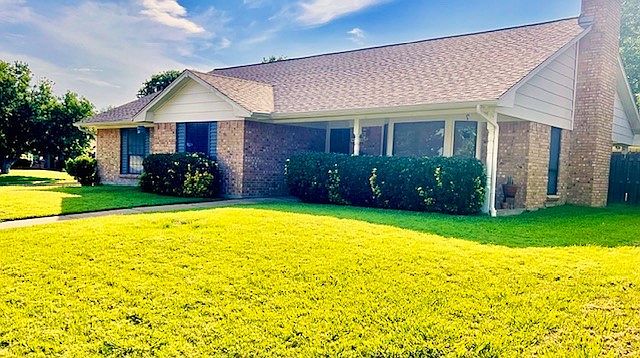 1st image of 9812 Leland Ln