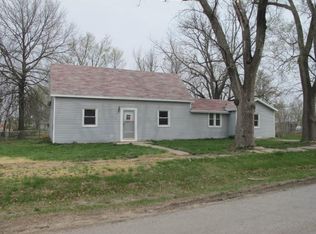 106 Grasshopper St, Winchester, KS 66097