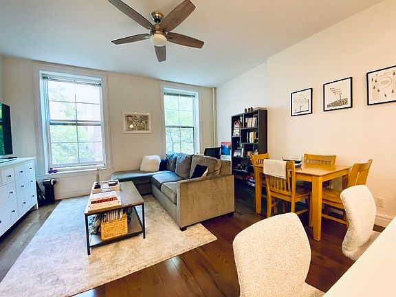 4th image of 9 Montague Ter APT 3B